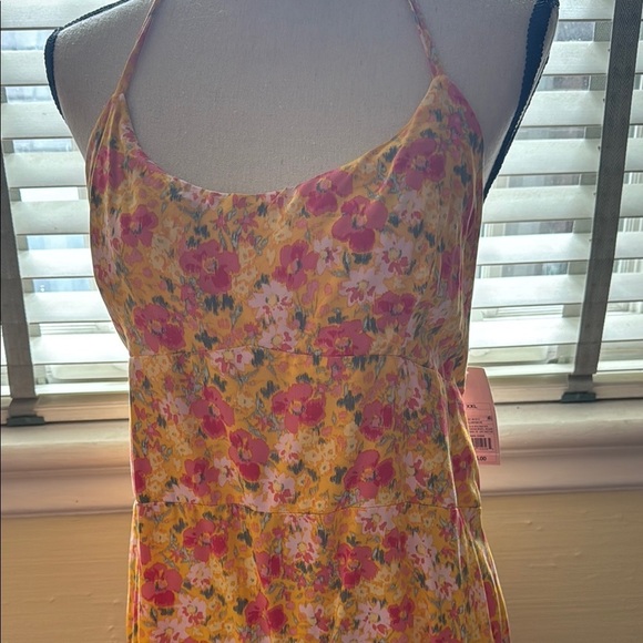 Floral Strappy Tie Back Ruffle Halter Mini Dress - Picture 7 of 12